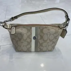 美品　COACH コーチハンドポーチバック