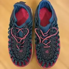 KEEN kids UNEEK 20cm キッズサンダル 青とピンク