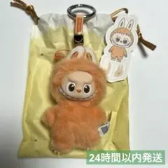 正規品 LABUBU PIN FOR LOVE イニシャルJ