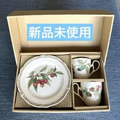 ノリタケ　ロイヤルオーチャード　モーニングペアセット　新品未使用　皿　カップのサムネイル