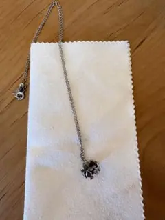 DEAL DESIGN クロス ネックレス インセクトチョーカー - メルカリ