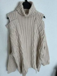 【美品】17kg ベージュ タートルネック ニット