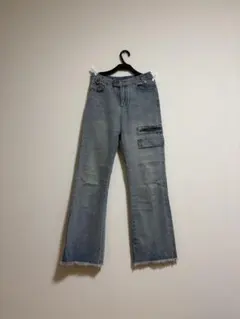 ブーツカットデニム ライトブルー フリンジ裾