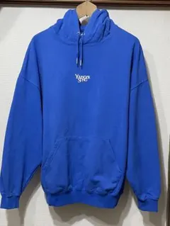 younger song フーディ パーカー ブルー