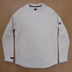 UNDER ARMOUR ライトグレー 長袖トレーナー Sサイズ