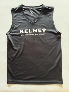 KELME 黒 Vネック ノースリーブシャツ　アンダーシャツ　　150のサムネイル