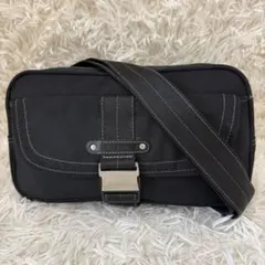 ★Paul Smith ポールスミス ブラック ショルダーバッグ ボディバッグのサムネイル