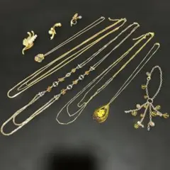 ゴールドカラー アクセサリー まとめ売り ネックレス ブローチ - メルカリ