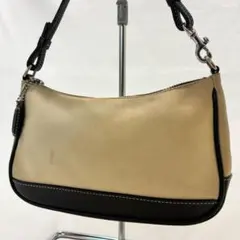 【美品】コーチ ソーホー ワンハンドバッグ アクセサリーポーチ ベージュ 肩掛け