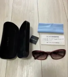 インディヴィ　INDIVI サングラス　フレームレッド　美品レディースサングラスのサムネイル