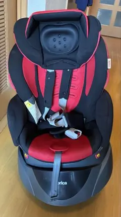 【新生児〜4歳頃目安】Aprica チャイルドシート回転式 レッド×ブラックのサムネイル