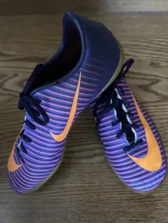 フットサルシューズ nike