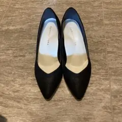 黒　パンプス　vanity beauty