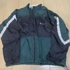 nikeナイロンジャケット