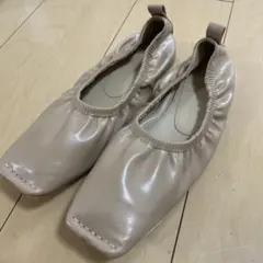 ベージュ スリッポン フラットシューズ 7 スクエアトゥ　パンプス