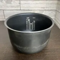 Item thumbnail for item 3dfb5d52-d2ef-4198-891f-37057ad8e8a4