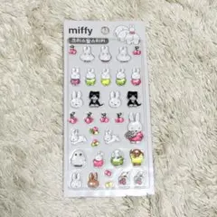 Item thumbnail for item 7070e96d-4d80-461a-a687-e11ef9894e21