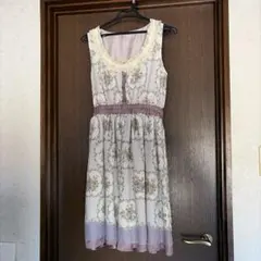 axes 花柄ノースリーブひざ丈ワンピース