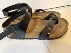 BIRKENSTOCK ビルケンシュトックYara サンダル 23cm ブラックのサムネイル
