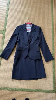 リクルートスーツ