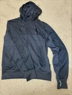 Puma ネイビー ジャケット フード付き　Mサイズ