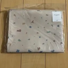 スリーコインズ　汚れ防止マット 新品のサムネイル