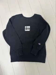 STUSSYとChampionのコラボスウェットトレーナー