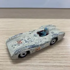 [M23] MERCEDES BENZ 237のサムネイル