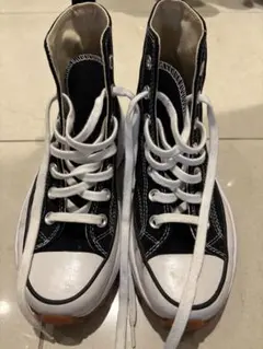 人気　⭐︎converse ブラック ハイカット スニーカー