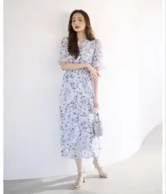 新品＊半袖花柄ドッキングニットワンピース＊プロポーションボディ