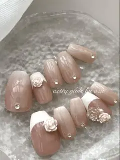 ネイルチップ　ブライダル　結婚式　ベイビーブーマー　フレンチ　薔薇　成人式