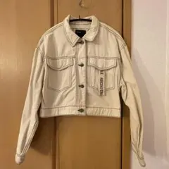 Bershka ベージュ クロップドジャケット Mのサムネイル