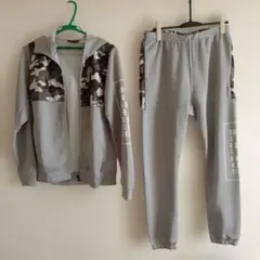 リーボック　 ジャージ上下セット グレー 迷彩柄　上Lサイズ　ズボンОサイズ
