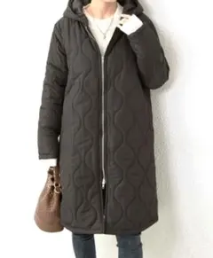 【sakka】 2wayフード付きウエーブキルトコート ブラック F