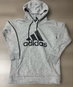 adidasトレーナー　フード付き　グレー