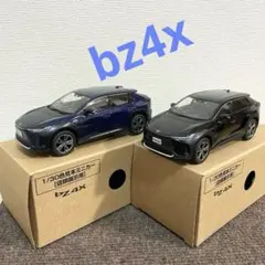1/30トヨタ bZ4X ミニカー カラーサンプル ブラック×プレシャス
