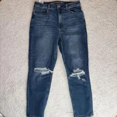 AMERICAN EAGLE ダメージスキニージーンズ