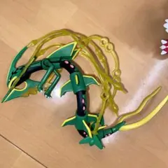 2026年最新】色違いのメガレックウザの人気アイテム - メルカリ