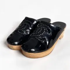 CHANEL シャネル ココマーク サボ ミュール サンダル エナメル 黒 35のサムネイル