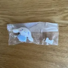 サンリオ　ガチャガチャ かぼちゃぱんつフィギュア シナモロール