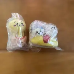 ちいかわ たべものいっぱいマスコット うさぎ ピザまん キーホルダー　オムライス