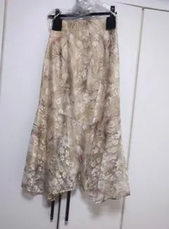 新品 マイストラーダ ぼかしフラワーレースプリントスカート