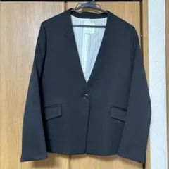 UNITED TOKYO ノーカラージャケット　黒　2のサムネイル