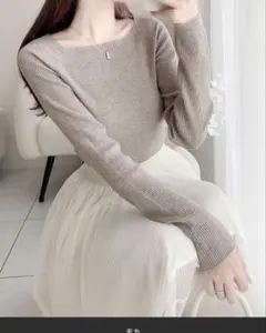 スクエアネックリブニット　モカ