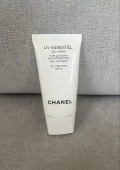 CHANEL UV エサンシエル　ジェルクリーム50 日焼け止めのサムネイル