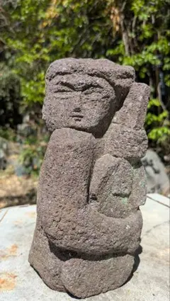 石彫、母子、愛、日本人による彫刻、倉田辰彦作 - メルカリ
