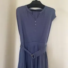 水色ボタン付きVネック ロングワンピース