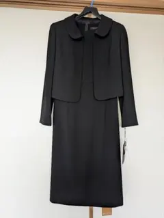 新品未使用紙タグ付YUKI TORIIブラックフォーマルワンピース長袖ジャケット