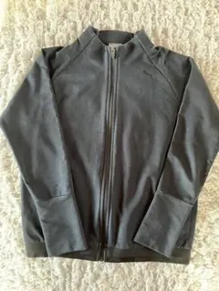 PUMA 黒ジャージ Mサイズ