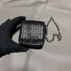 GIVENCHY ソリッド専用ケース型チャーム 黒 - メルカリ